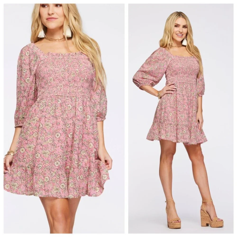 NWT Jessica Simpson Women's Printed Smocked Dress in Dots & Roses, Size Small - Picture 1 of 7